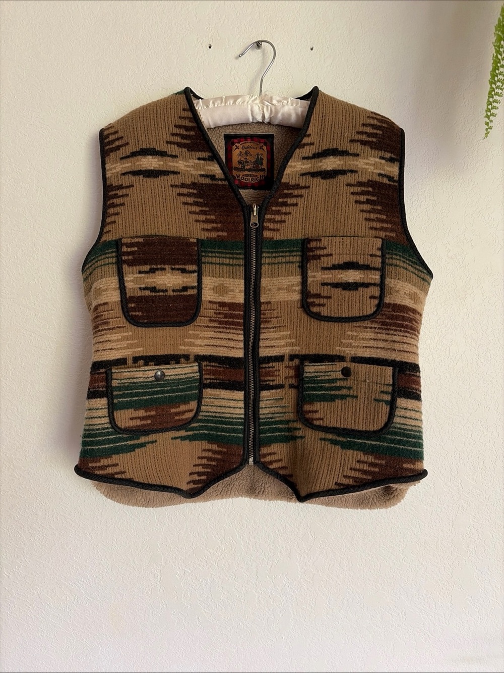Vintage Woolrich outdoors WOOL vest Sherpa lined SZ LARGE